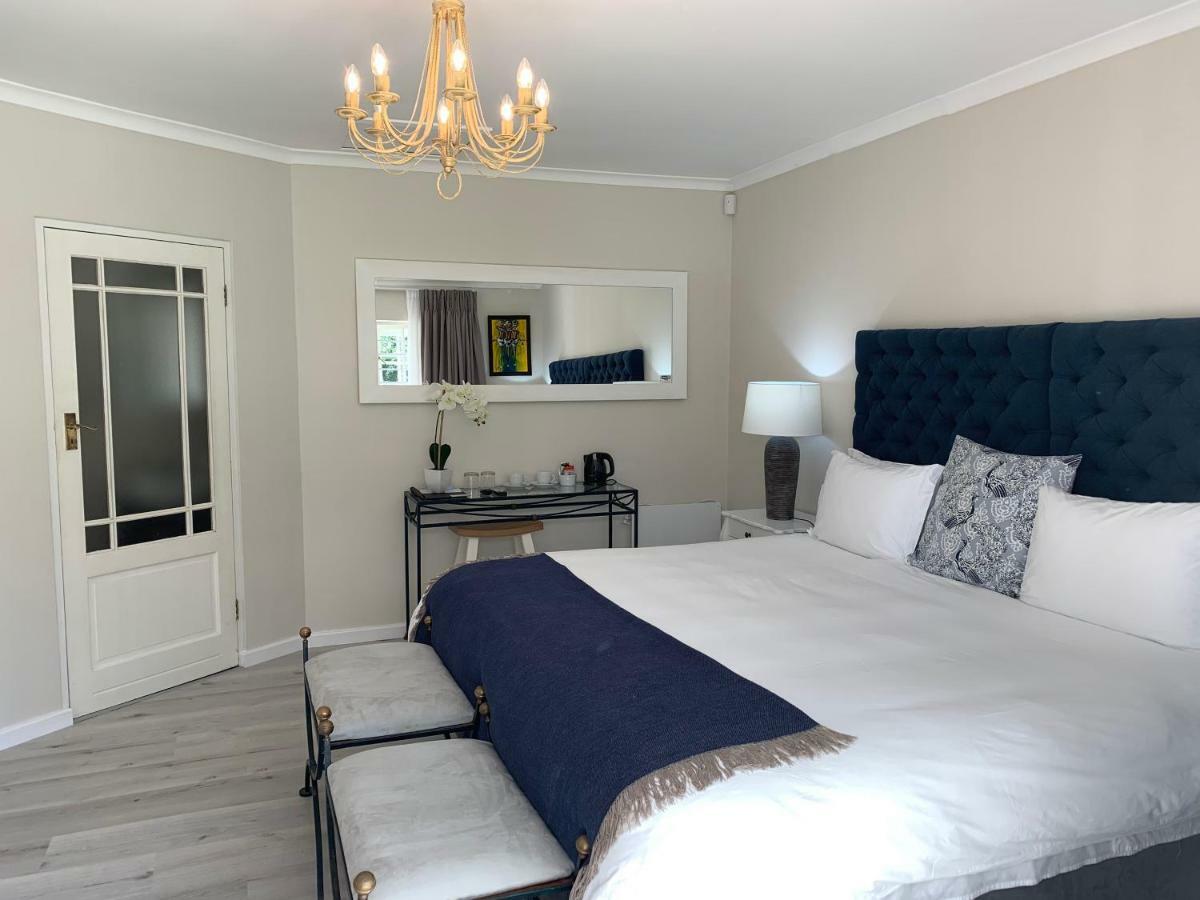 Beluga Of Constantia Guest House Кейптаун Екстериор снимка